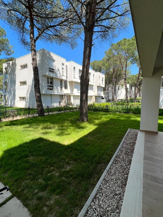 Pine Apartments At San Pietro Resort Durres Exterior photo