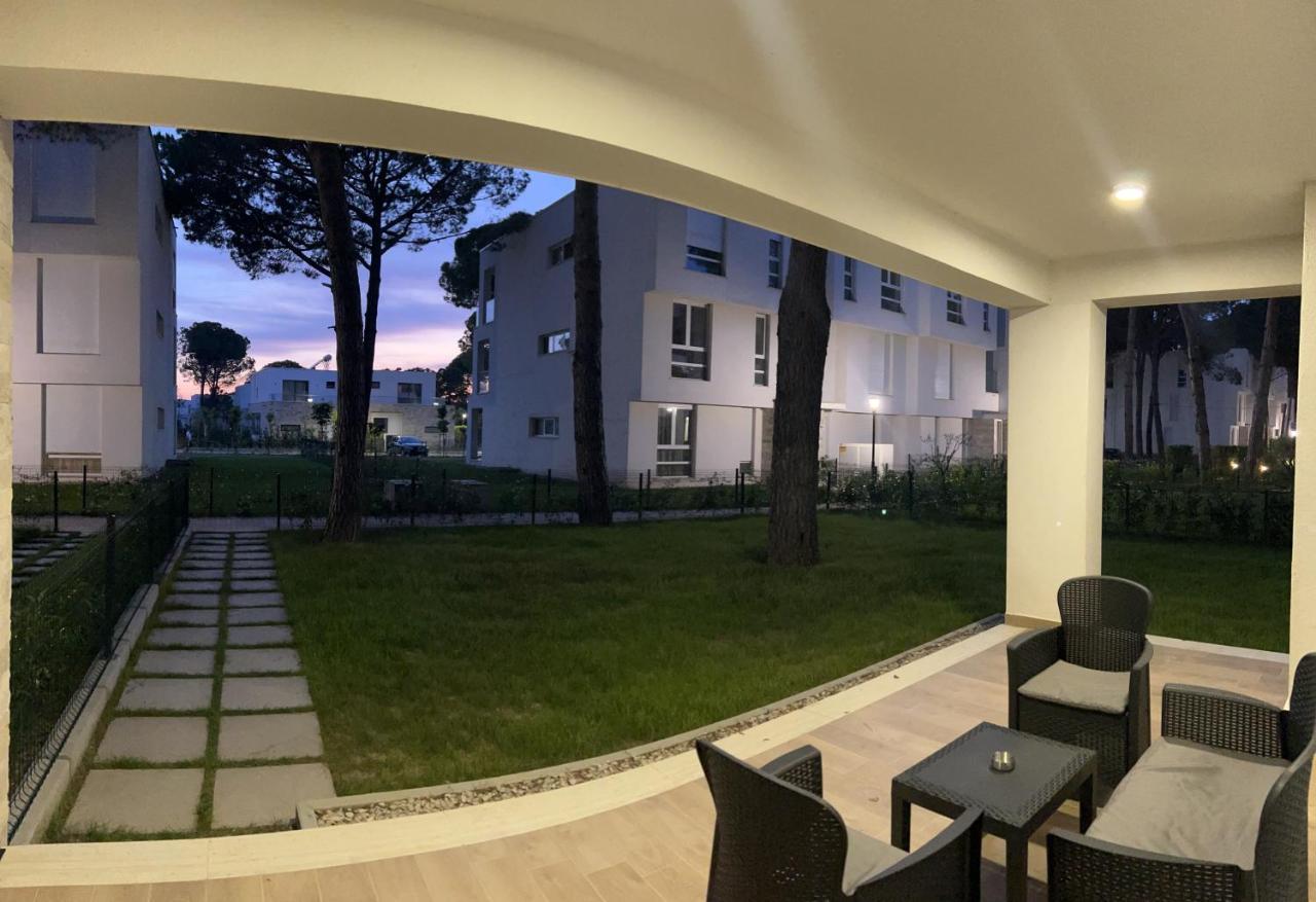 Pine Apartments At San Pietro Resort Durres Exterior photo